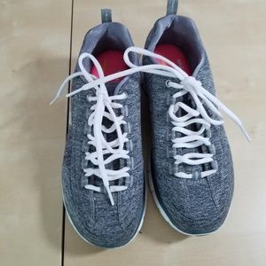 Skechers Women's Spot On Sneaker - Gray, Size 7.5w